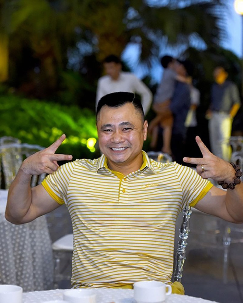 Dàn sao phía Bắc nô nức đến dự đám cưới hoành tráng của NSND Trung Hiếu và vợ trẻ kém gần 2 giáp