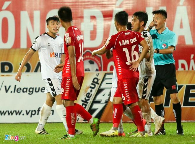 V.League 2019 trước nỗi lo bùng phát bạo lực
