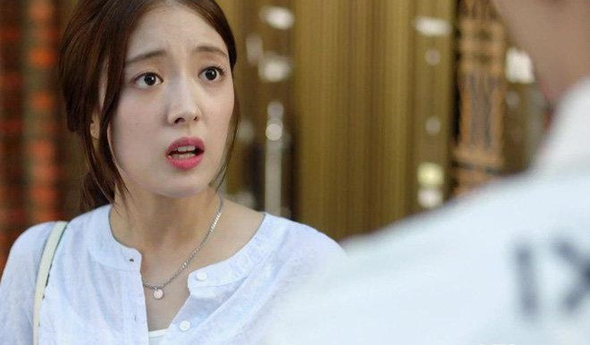 Cuộc điện thoại thân tình quá đỗi bất ngờ của mẹ bạn trai và âm mưu đáng sợ phía sau