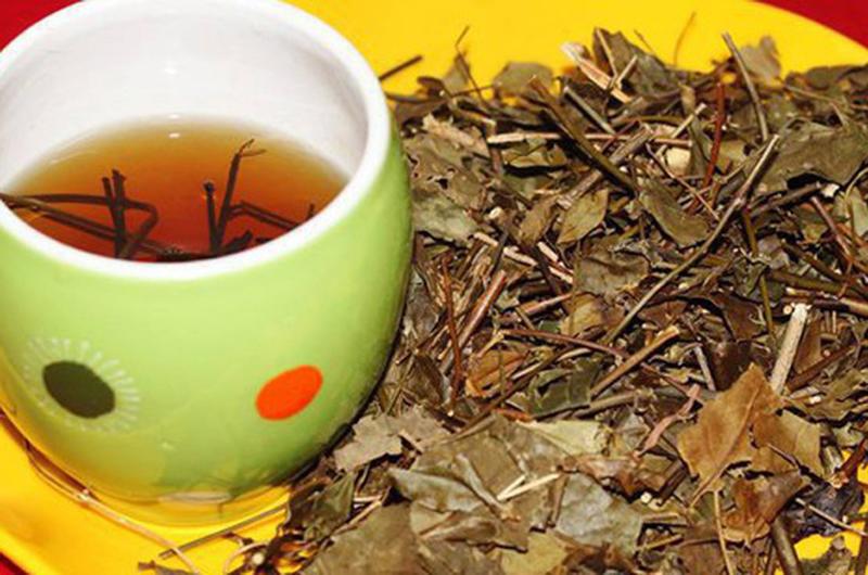 8 loại nước giải nhiệt cơ thể tốt hơn uống nước lạnh hay dùng điều hòa