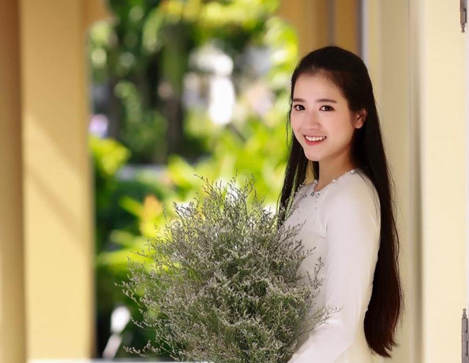 Điểm danh dàn gái xinh đều là nữ sinh trường Quốc học Huế