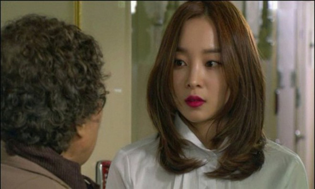 Nghỉ việc ở nhà chăm mẹ chồng ốm vẫn bị coi như người dưng nước lã, nàng dâu chỉ nói một lời khiến bà ngại ra mặt