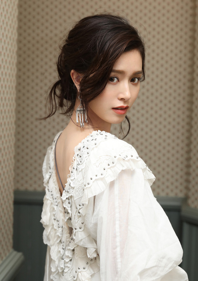 Nhan sắc diễn viên đóng Thần tiên tỉ tỉ tân Thiên Long Bát Bộ