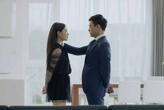 Hé lộ cảnh Hoàng Thùy Linh chủ động ôm ấp, hôn môi, gọi Hồng Đăng là người yêu