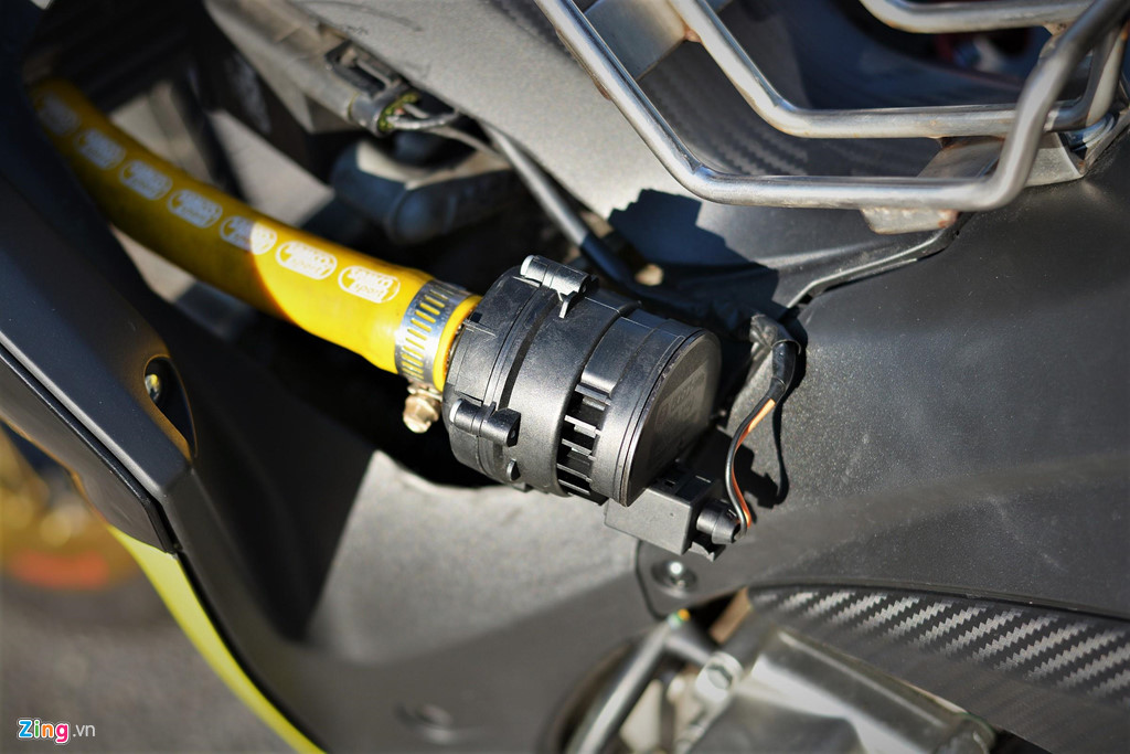 Suzuki Axelo độ động cơ khủng gấp 3 sức mạnh, tốn gần 100 triệu đồng