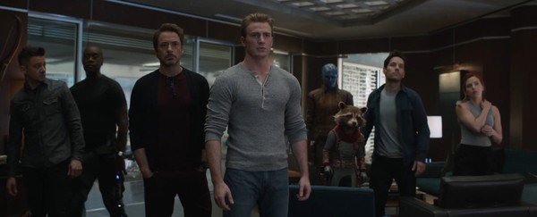 Avengers: Endgame: Chris Evans khóc 6 lần, phim đầy nước mắt và là hồi kết hào hùng nhưng cũng khởi đầu kịch tính