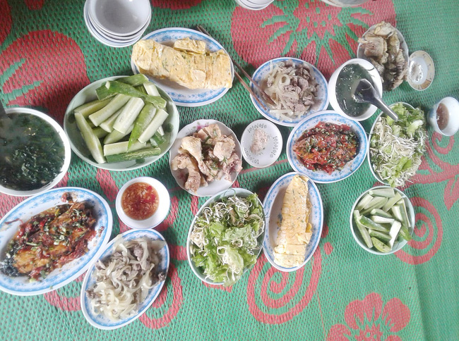 Toát mồ hôi vì thử thách làm 2 mâm cỗ chỉ với 500k của mẹ chồng, nàng dâu trẻ lóng ngóng lên mạng cầu cứu và sốc toàn tập với bộ sưu tập thực đơn của chị em