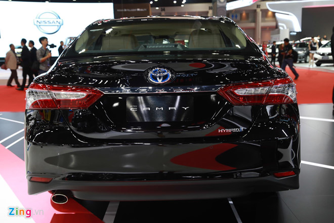 Vì sao Toyota Camry 2019 ở VN vẫn dùng động cơ và hộp số cũ?