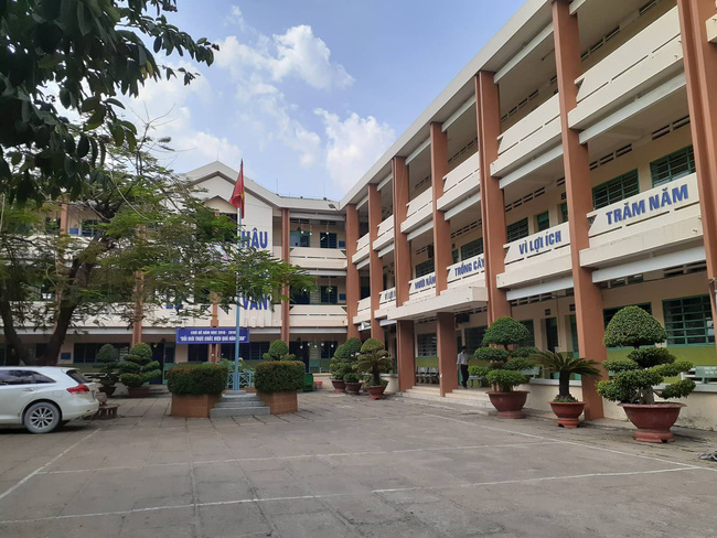 Thầy cô, bạn học xót xa khi 2 học sinh bị sát hại ở Bình Dương: Ở lớp em rất ngoan, học cũng khá lắm