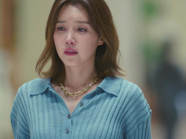 Cặm cụi kiếm tiền cho chồng đi học Thạc sĩ, ai ngờ tôi bị anh dội một gáo nước lạnh vào ngày nhận bằng