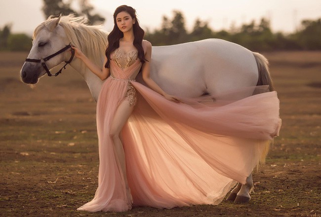 5 người phụ nữ của showbiz Việt lên đời sau ly hôn và đặc biệt đáng ngưỡng mộ là vị trí số 1 khi đã ngấp nghé U50 5 người phụ nữ của showbiz Việt lên đời sau ly hôn và đặc biệt đáng ngưỡng mộ là vị trí số 1 khi đã ngấp nghé U50