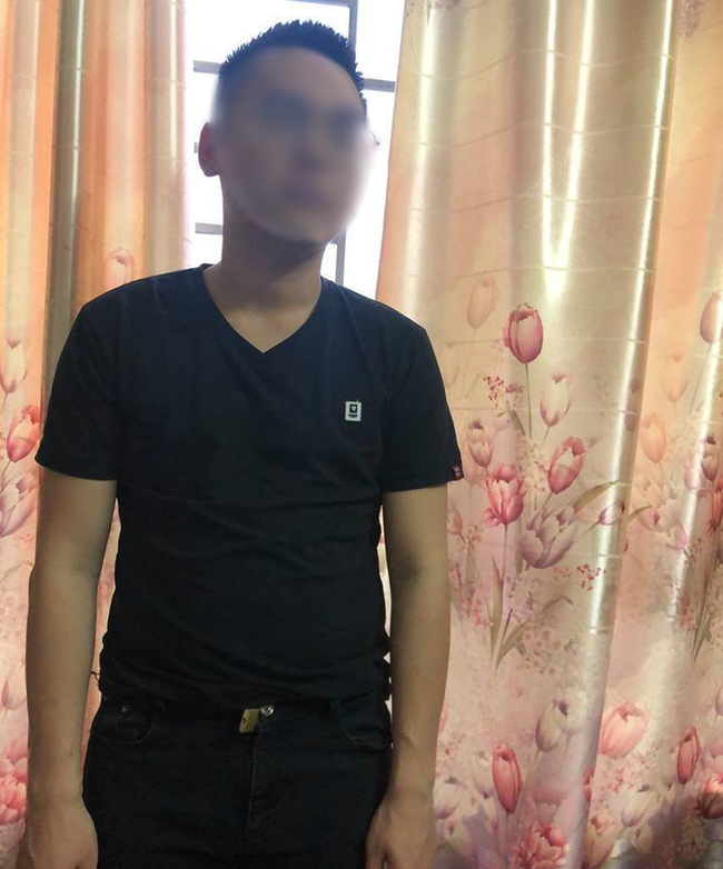 Chồng khoe sắp đi gặp nữ đối tác người Hàn xinh đẹp, vợ sẵn máu ghen liền ra tay khóa ngay... quần