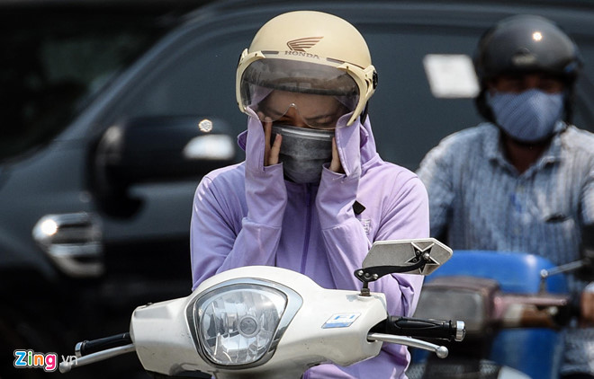 Nhiều hàng hóa ăn theo ngày Hà Nội, Sài Gòn nắng gay gắt