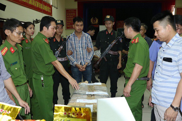 Vụ hàng trăm cảnh sát vây bắt 6 tạ ma túy: Thu thêm 100 bánh heroin và hàng chục tỷ đồng