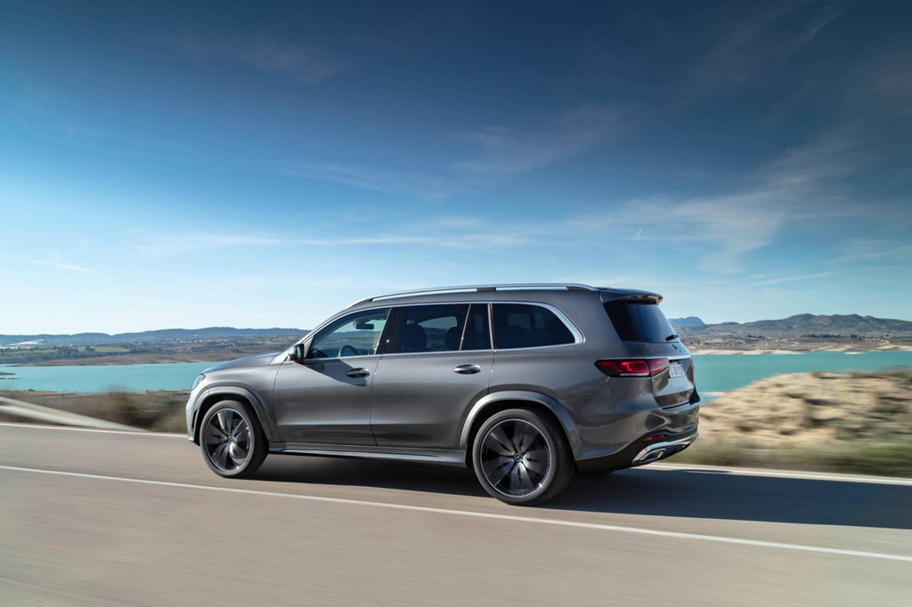 Mercedes-Benz GLS 2020 chốt giá bán, cạnh tranh BMW X7