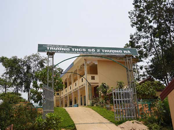 Nam giáo viên làm nữ sinh lớp 8 mang bầu bị khởi tố