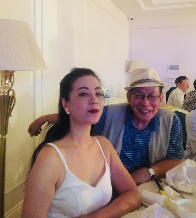 Xúc động trước chia sẻ của giới nghệ sĩ phía Bắc về đám cưới NSND Trung Hiếu, nhưng ngỡ ngàng nhất là nhận xét không kiêng nể của Trần Lực