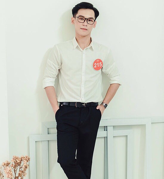 Đã điển trai còn học Luật, phải chăng đây chính là phiên bản đời thực của Hà Dĩ Thâm!