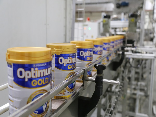 Vinamilk đứng đầu ở cả sữa nước và sữa bột trẻ em tại Việt Nam