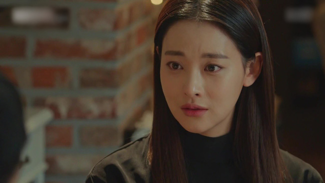 Làm dâu với danh hão mèo mù vớ cá rán, vợ trẻ bị tát xây xẩm mặt mày vì lỡ lời khi nhờ chồng trông con