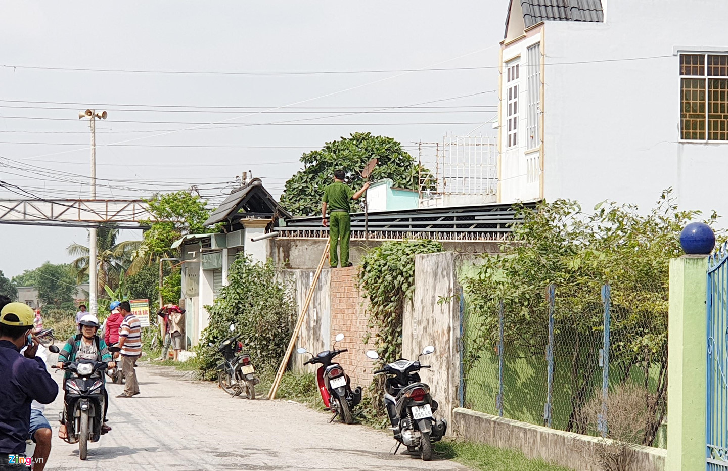 Nghi can thảm sát ở Bình Dương từng đưa phóng viên đến hiện trường