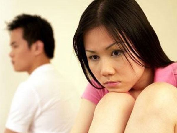 Vợ chồng mặt nặng mày nhẹ vì tranh cãi nghỉ 30/4 về quê nội hay ngoại