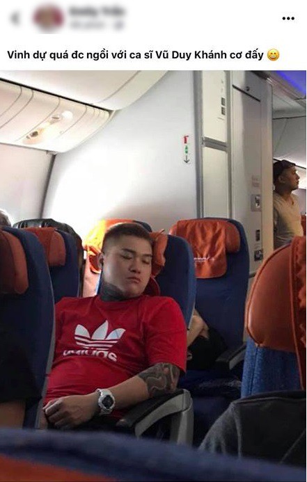 Bị chụp trộm ảnh rồi chê mặt ngủ như con heo, ca sĩ Vũ Duy Khánh buồn bã nói một câu đầy chua chát