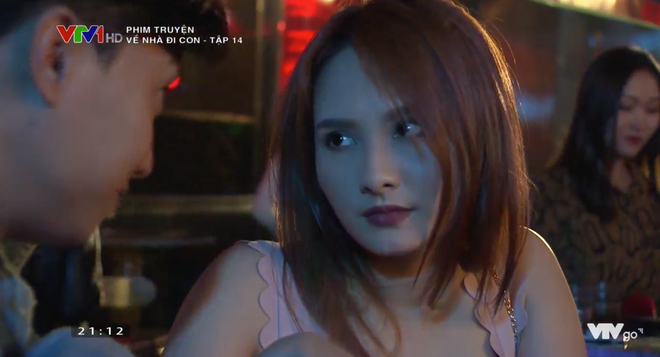 Bảo Thanh nhờ chủ tịch hội chăn chuối tặng Quốc Trường cuộc ái ân nhớ đời ở Về Nhà Đi Con tập 14