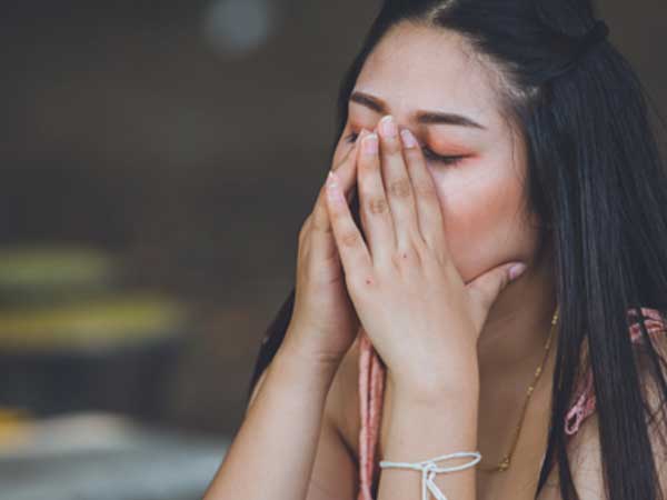 Tình cũ của chồng sắp cưới muốn ở cùng anh khi sinh con