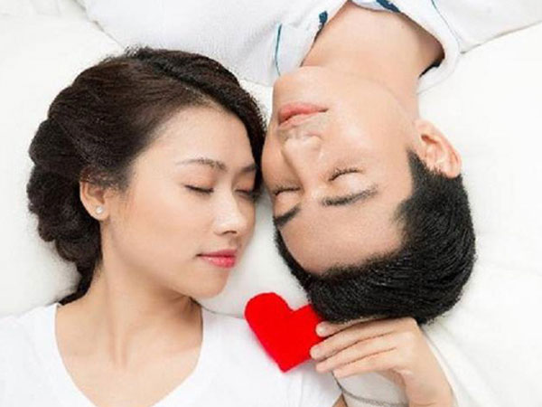 Nước mắt của người vợ sau 2 tháng ngủ với chồng mà vẫn còn trinh