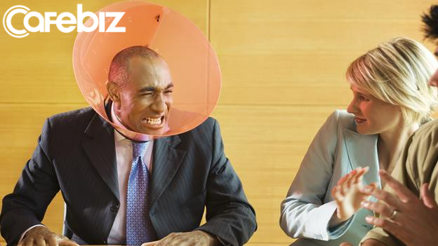 Lương tháng đầu 5 triệu: Sếp gợi ý phải khao cả công ty ăn ở nhà hàng 5 sao, ép nhậu tuần 2, 3 bữa, tôi muốn nghỉ việc!