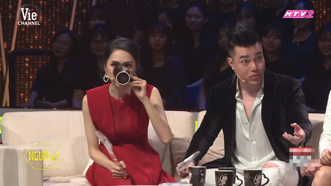 Hương Giang: Mạc Văn Khoa rán đậu nhiều nhưng đừng để khói ảnh hưởng đến não! Hương Giang: Mạc Văn Khoa rán đậu nhiều nhưng đừng để khói ảnh hưởng đến não!