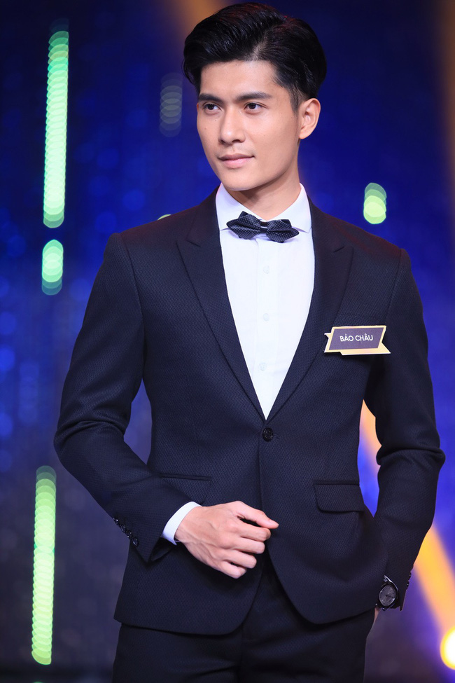 Nữ chính Người ấy là ai? bỏ qua phi công nước Mỹ để nắm tay thị vệ của Chi Pu ra về: Chọn nhau vì một ánh nhìn!