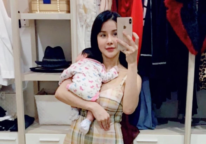 Diệp Lâm Anh mang bầu chỉ sau 5 tháng sinh con gái đầu lòng