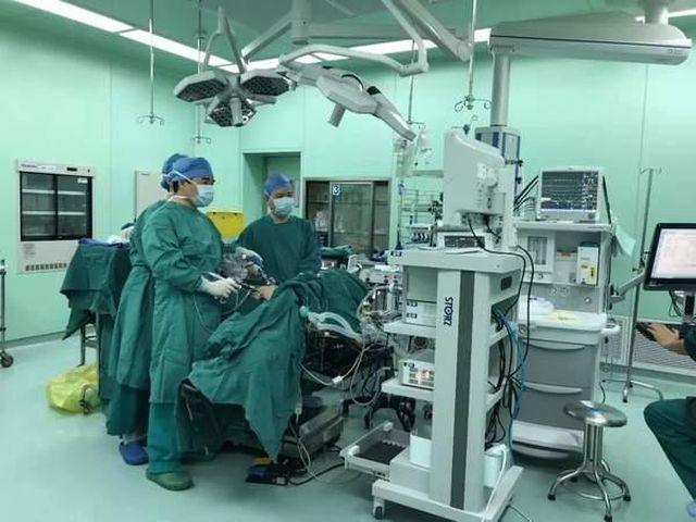 Người đàn ông mắc 3 loại ung thư cùng một lúc do thường xuyên làm việc này trong 30 năm