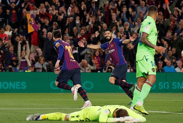 Barca 1-0 Levante: Messi vào sân và ghi bàn, Barca bảo vệ thành công chức vô địch La Liga
