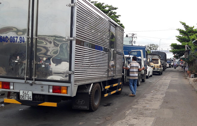 Cầu Rạch Miễu hai lần xả trạm, đường về miền Tây vẫn tắc