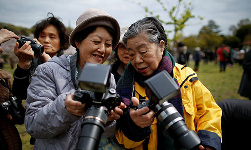 Nữ fan cuồng 78 tuổi của hoàng gia Nhật Bản