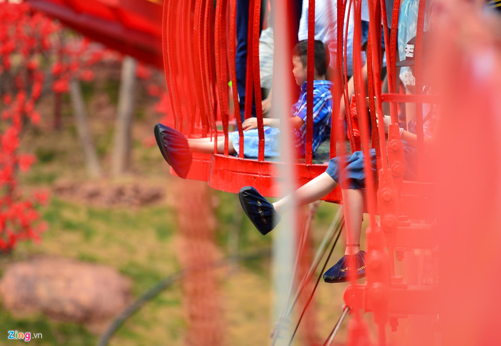 Cầu kính 5D Mộc Châu gây thất vọng khi vừa khánh thành