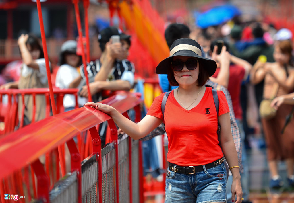 Cầu kính 5D Mộc Châu gây thất vọng khi vừa khánh thành