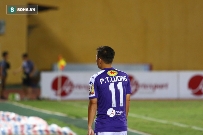 Chìm trong thất vọng, Công Phượng sẽ phải nhìn vào một vì sao khiêm nhường để sực tỉnh