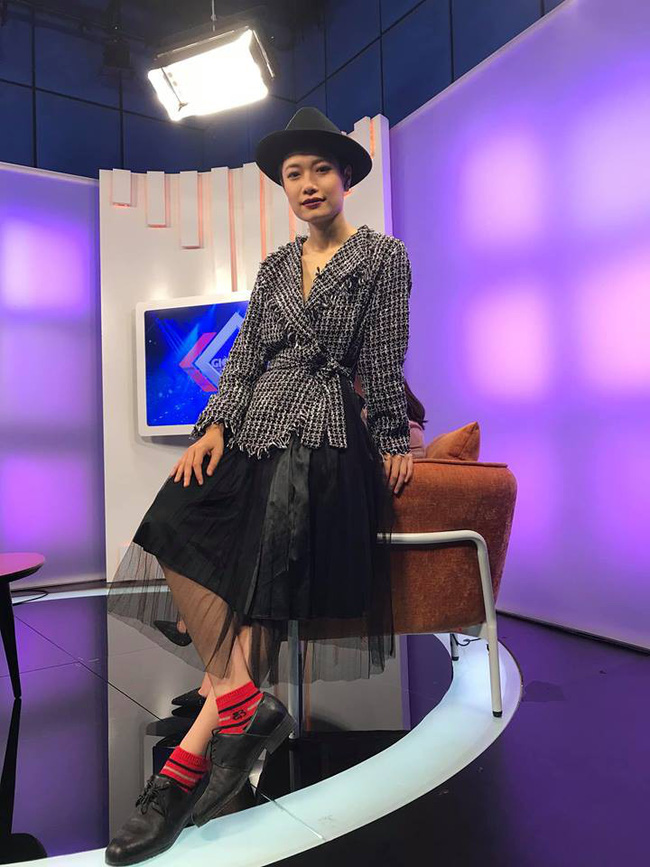 Bị chỉ trích dị hợm, Trà My Thương nhớ ở ai đáp trả Thân Thúy Hà: Lấy con ra để bắt đàn ông phải có trách nhiệm, không được thì vỗ ngực là bà mẹ đơn thân bản lĩnh Bị chỉ trích dị hợm, Trà My Thương nhớ ở ai đáp trả Thân Thúy Hà: Lấy con ra để bắt đàn ông phải có trách nhiệm, không được thì vỗ ngực là bà mẹ đơn thân bản lĩnh