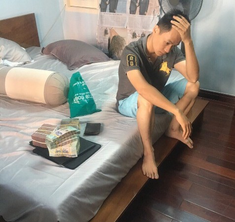 Choáng với lượng tiền, xe xịn trong đường dây đánh bạc 30.000 tỉ đồng