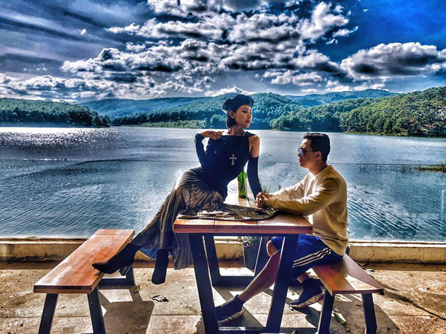 Phát sốt với câu chuyện của đôi vợ chồng kiếm hơn 1 tỷ/tháng: Rời xa để biết cần nhau đến thế nào!