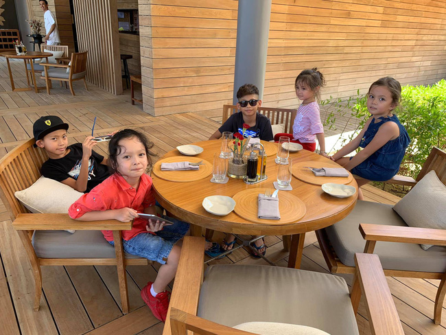 Sau ồn ào chồng cũ lấy vợ mới, Diva Hồng Nhung lần đầu thổ lộ: Khi một con người bị tổn thương cần được chữa lành...