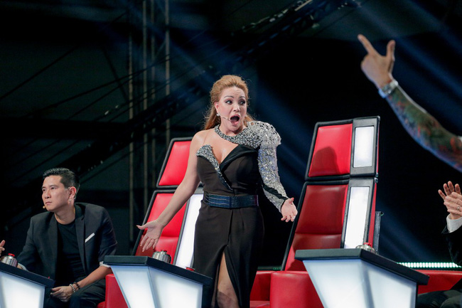 The Voice: Tuấn Hưng chơi chiêu với Thanh Hà nhưng lại muối mặt trên sân khấu vì cái kết không ai dám tin