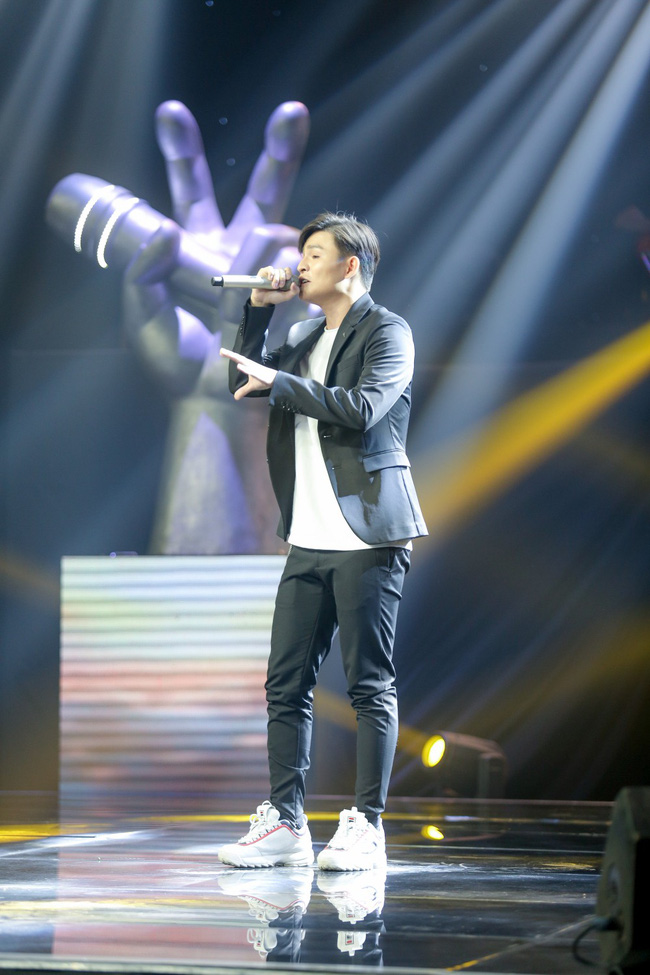 The Voice: Tuấn Hưng chơi chiêu với Thanh Hà nhưng lại muối mặt trên sân khấu vì cái kết không ai dám tin