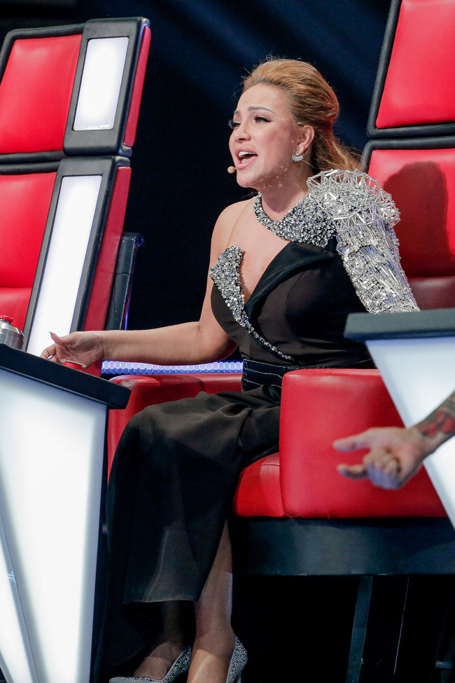 The Voice: Tuấn Hưng chơi chiêu với Thanh Hà nhưng lại muối mặt trên sân khấu vì cái kết không ai dám tin