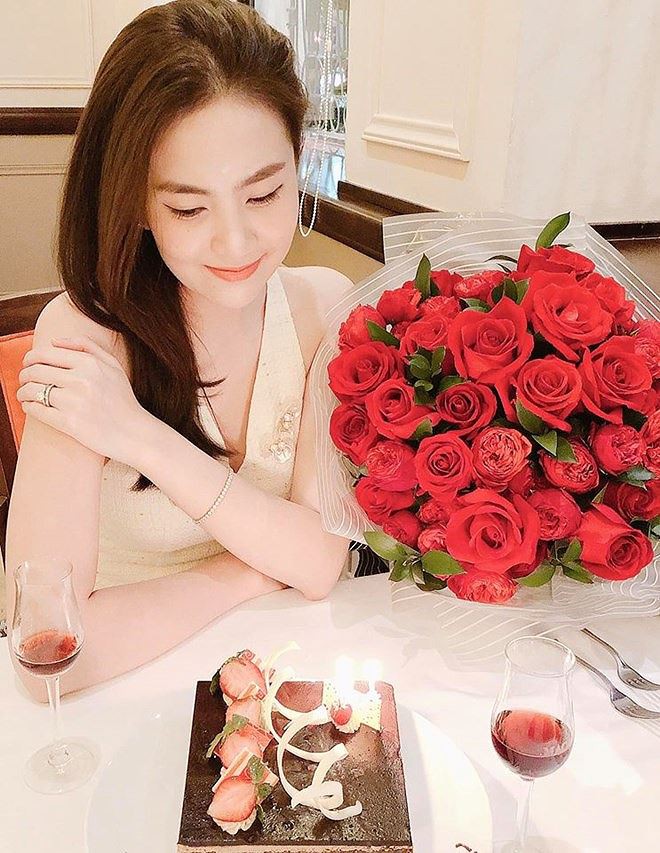 Cuộc sống của MC đẹp nhất VTV sau 3 năm kết hôn với thiếu gia Hà thành ra sao?