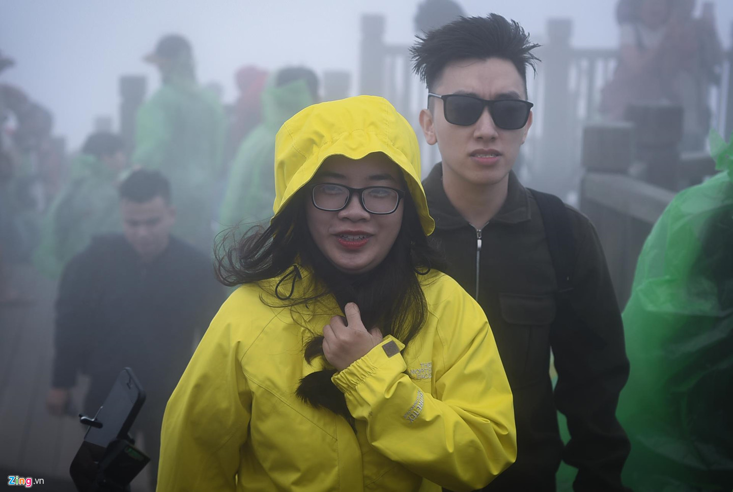 Du khách tận hưởng giá lạnh 13 độ C giữa kỳ nghỉ lễ ở Sa Pa